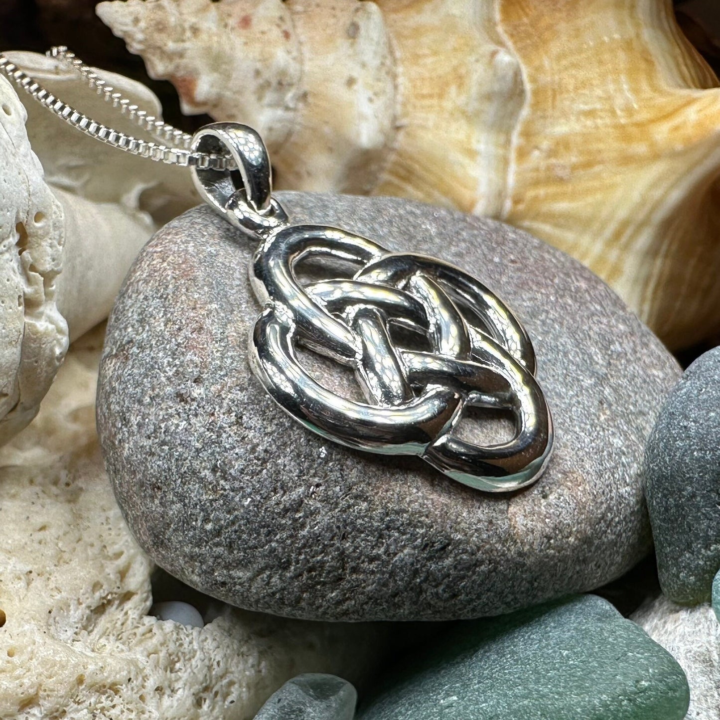 Large Celtic Dara Knot Necklace in Sterling Silver — view 6