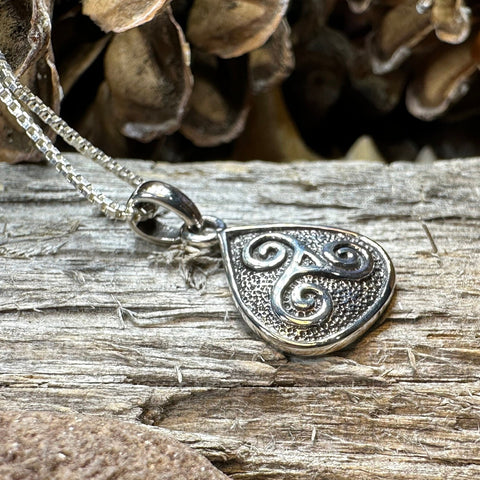 Load image into Gallery viewer, Celtic Triple Spiral Necklace

