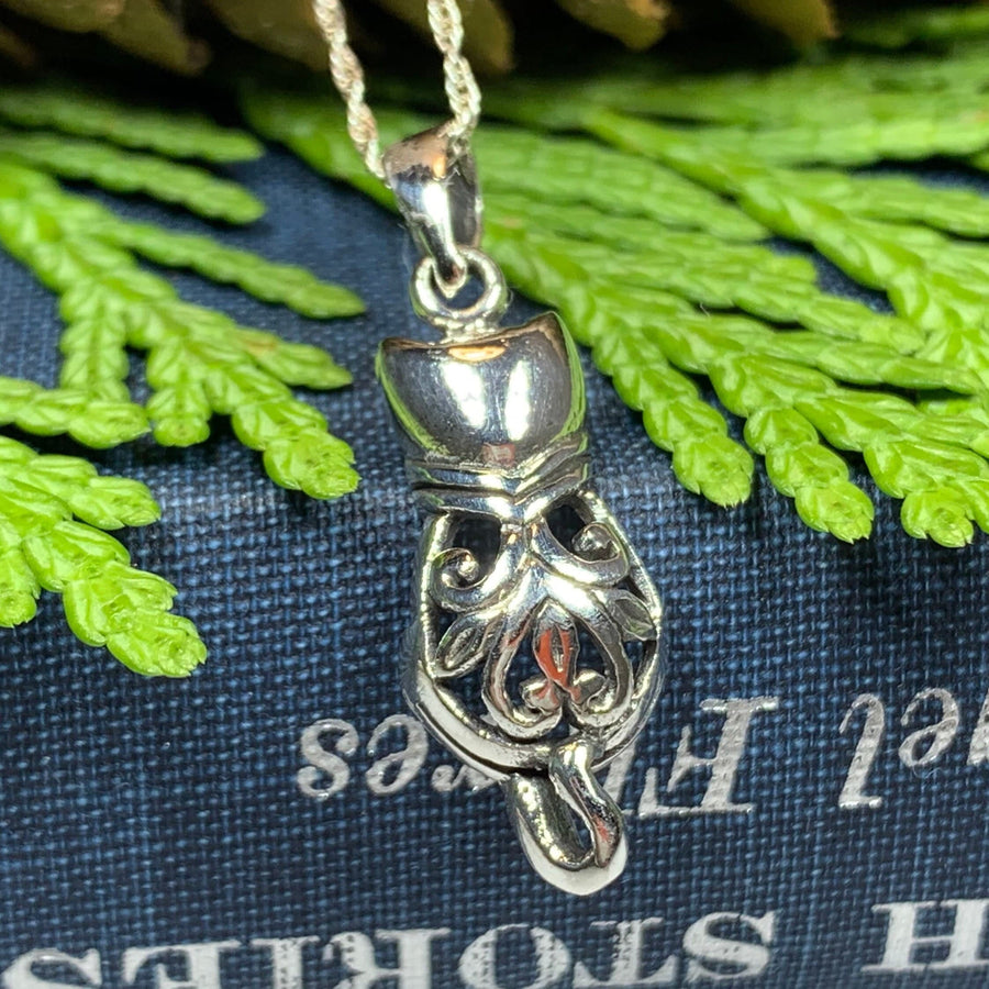 Celtic Cute Cat Necklace