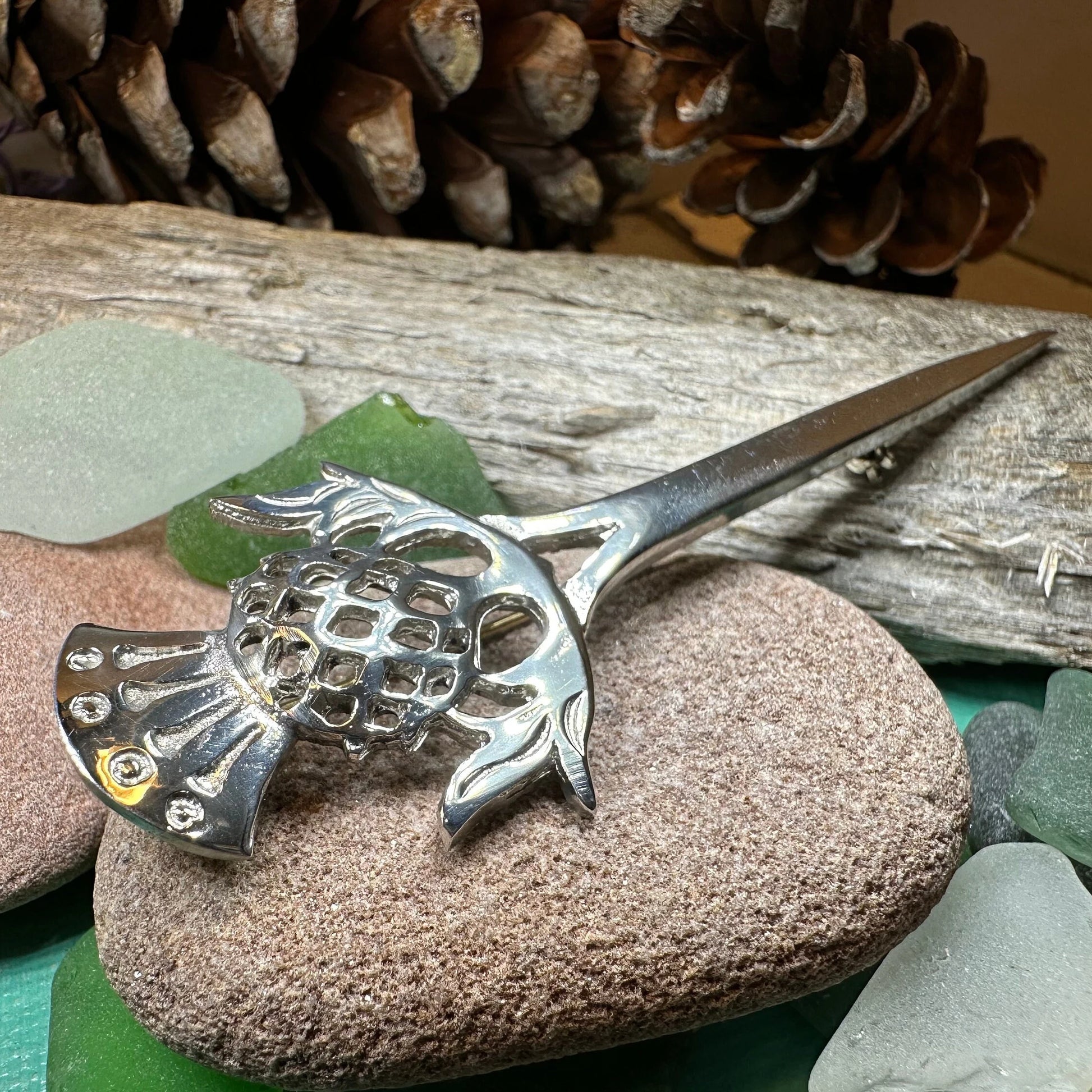 Dalwhinnie Thistle Kilt Pin - Handmade in Scotland — view 5