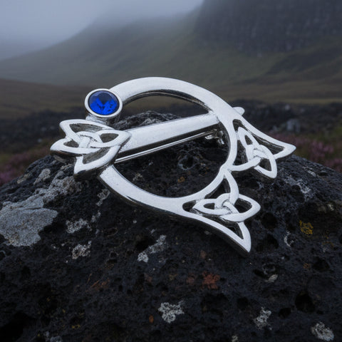 Load image into Gallery viewer, Celtic Thistle Brooch
