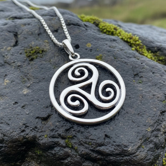 Celtic Spiral Necklace, Celtic Pendant, Irish Jewelry, Triple Spiral Pendant, Girlfriend Gift, Druid Necklace, Wiccan Jewelry, Triskel Gift