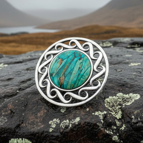 Load image into Gallery viewer, Heathergems Scottish Celtic Brooch - Handmade in Scotland
