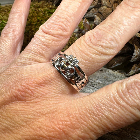 Load image into Gallery viewer, Celtic Ring, Irish Wedding Ring, Ireland Ring, Claddagh Ring, Irish Ring, Promise Ring, Anniversary Gift, Silver Wedding Band, Ireland Gift
