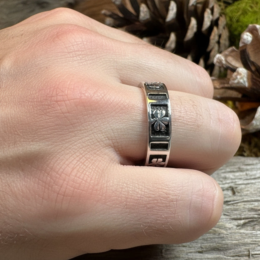 Shamrock Ring, Celtic Band Ring, Irish Jewelry, Clover Jewelry, Ireland Gift, Irish Dance Gift, Anniversary Gift, Wedding Band