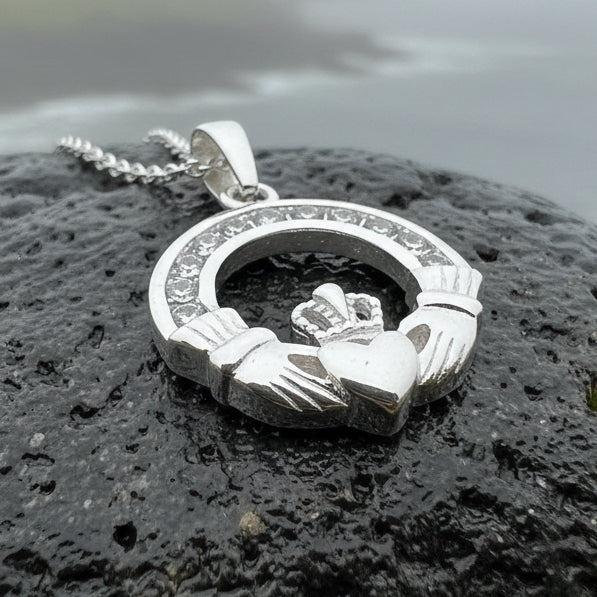 Claddagh Necklace, Celtic Pendant, Irish Jewelry, Bridal Jewelry, Anniversary Gift, Engagement Gift, Girlfriend Gift, Diamond Claddagh Gift
