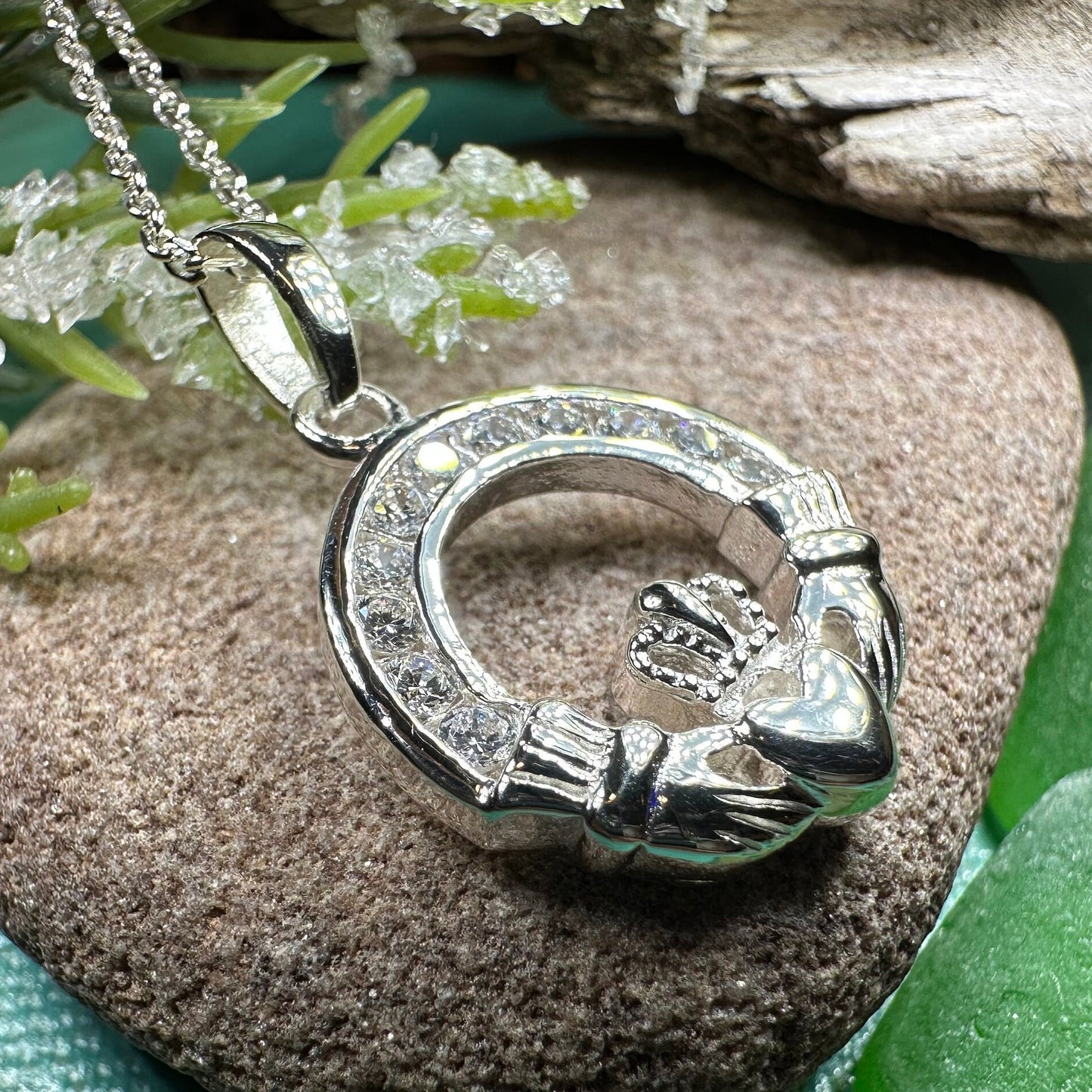 Claddagh Necklace, Celtic Pendant, Irish Jewelry, Bridal Jewelry, Anniversary Gift, Engagement Gift, Girlfriend Gift, Diamond Claddagh Gift