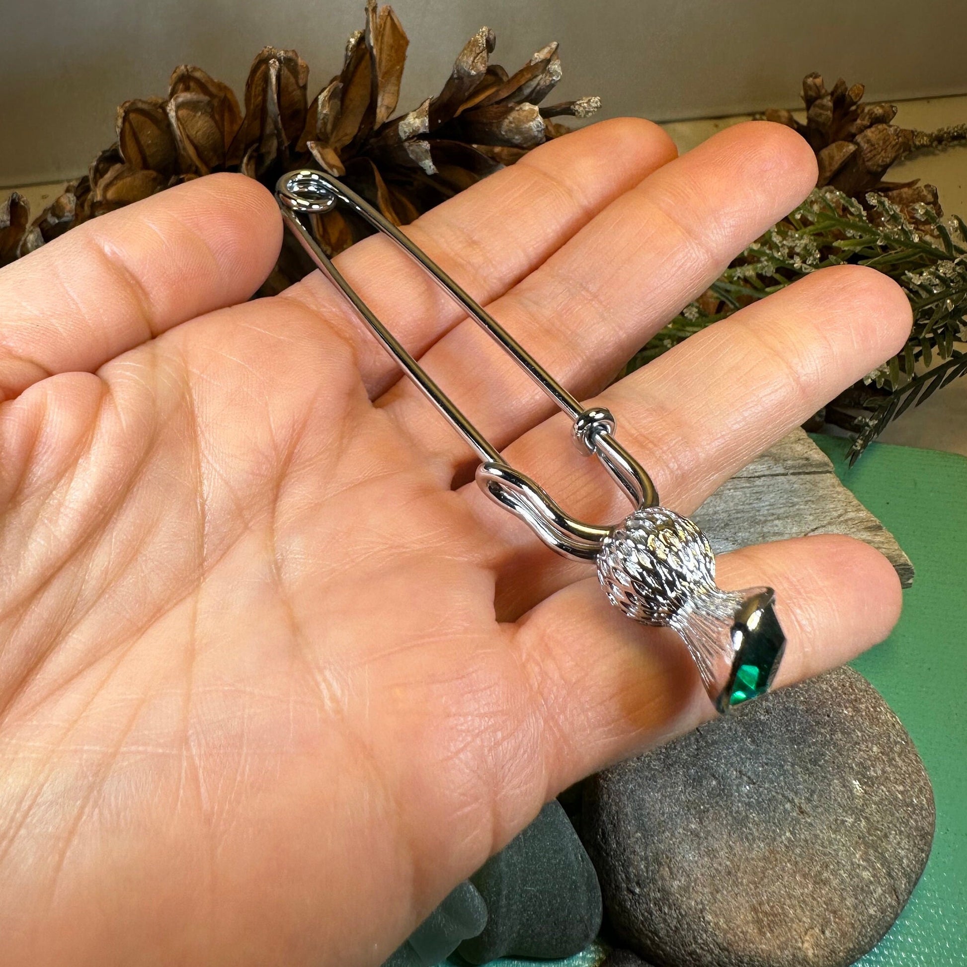 Thistle Kilt Pin, Celtic Jewelry, Scotland Jewelry, Mom Gift, Anniversary Gift, Scotland Brooch, Wiccan Jewelry, Tartan Pin, Shawl Pin