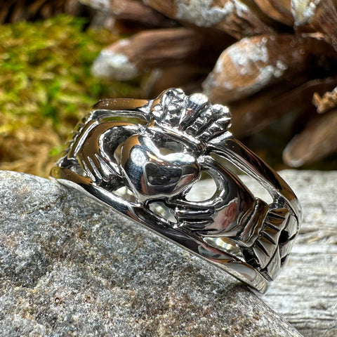 Load image into Gallery viewer, Celtic Ring, Irish Wedding Ring, Ireland Ring, Claddagh Ring, Irish Ring, Promise Ring, Anniversary Gift, Silver Wedding Band, Ireland Gift
