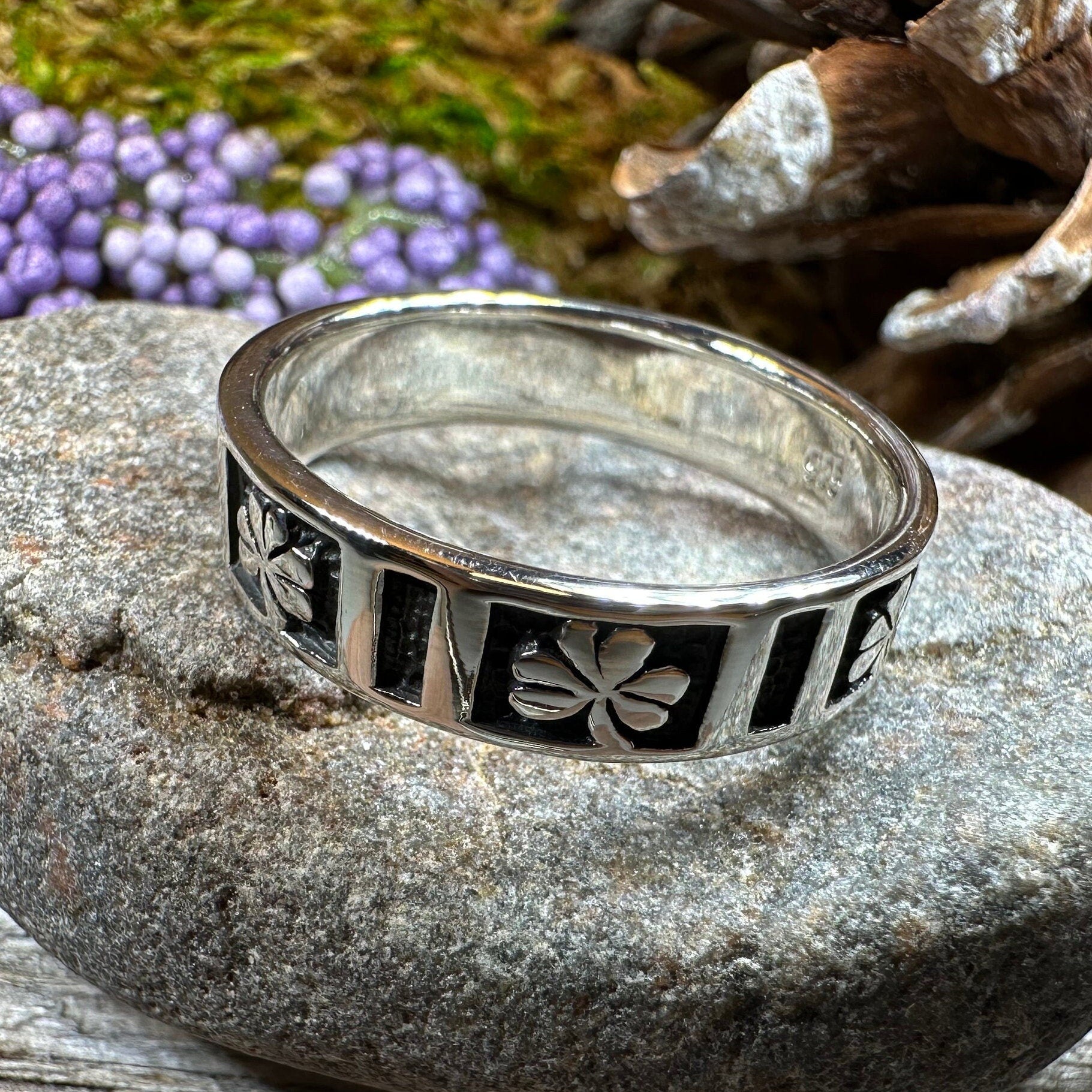 Shamrock Ring, Celtic Band Ring, Irish Jewelry, Clover Jewelry, Ireland Gift, Irish Dance Gift, Anniversary Gift, Wedding Band