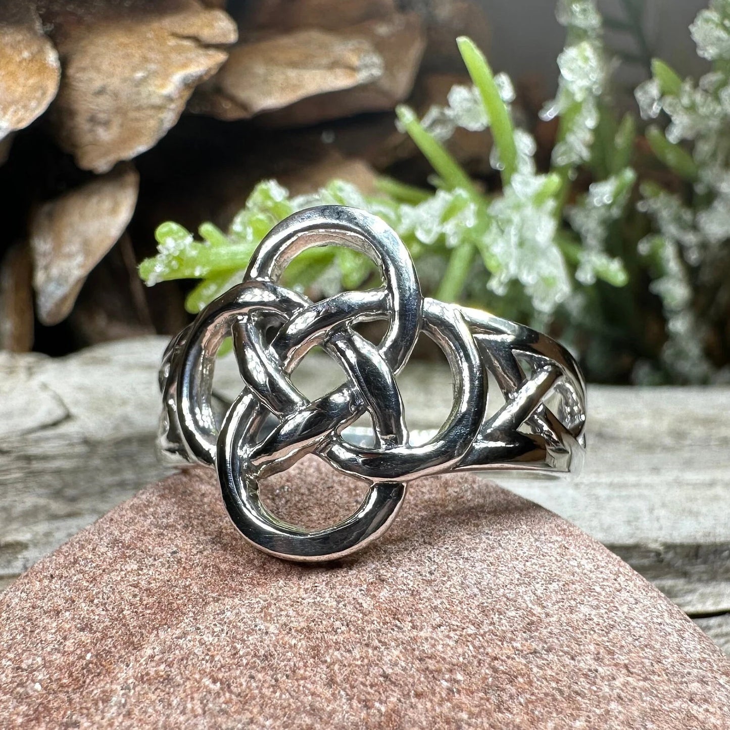 Celtic Dara Knot Ring — view 2