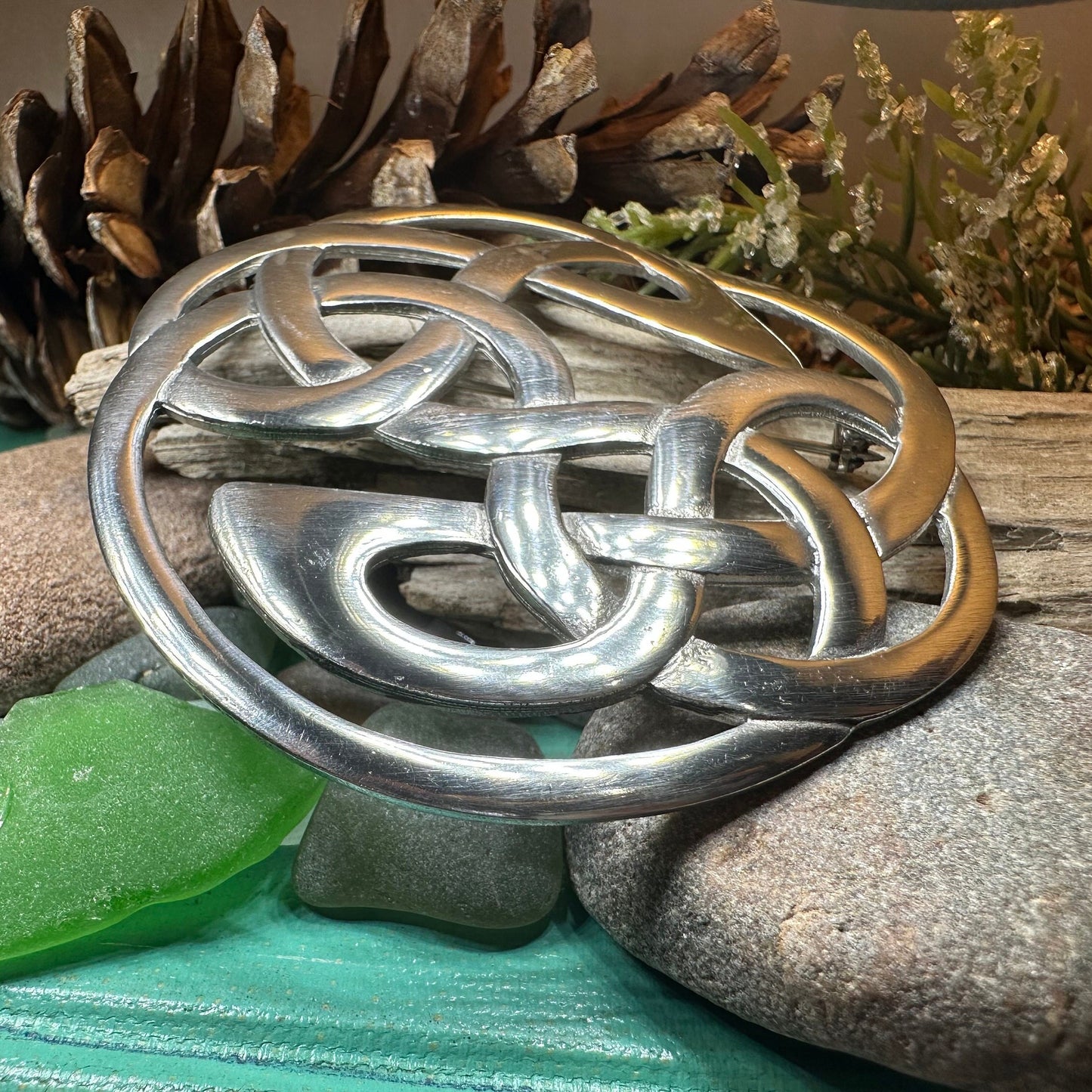 Celtic Knot Brooch, Celtic Pin, Irish Jewelry, Scotland Jewelry, Love Knot Jewelry, Mom Gift, Wife Gift, Ireland Pin, Outlander Jewelry