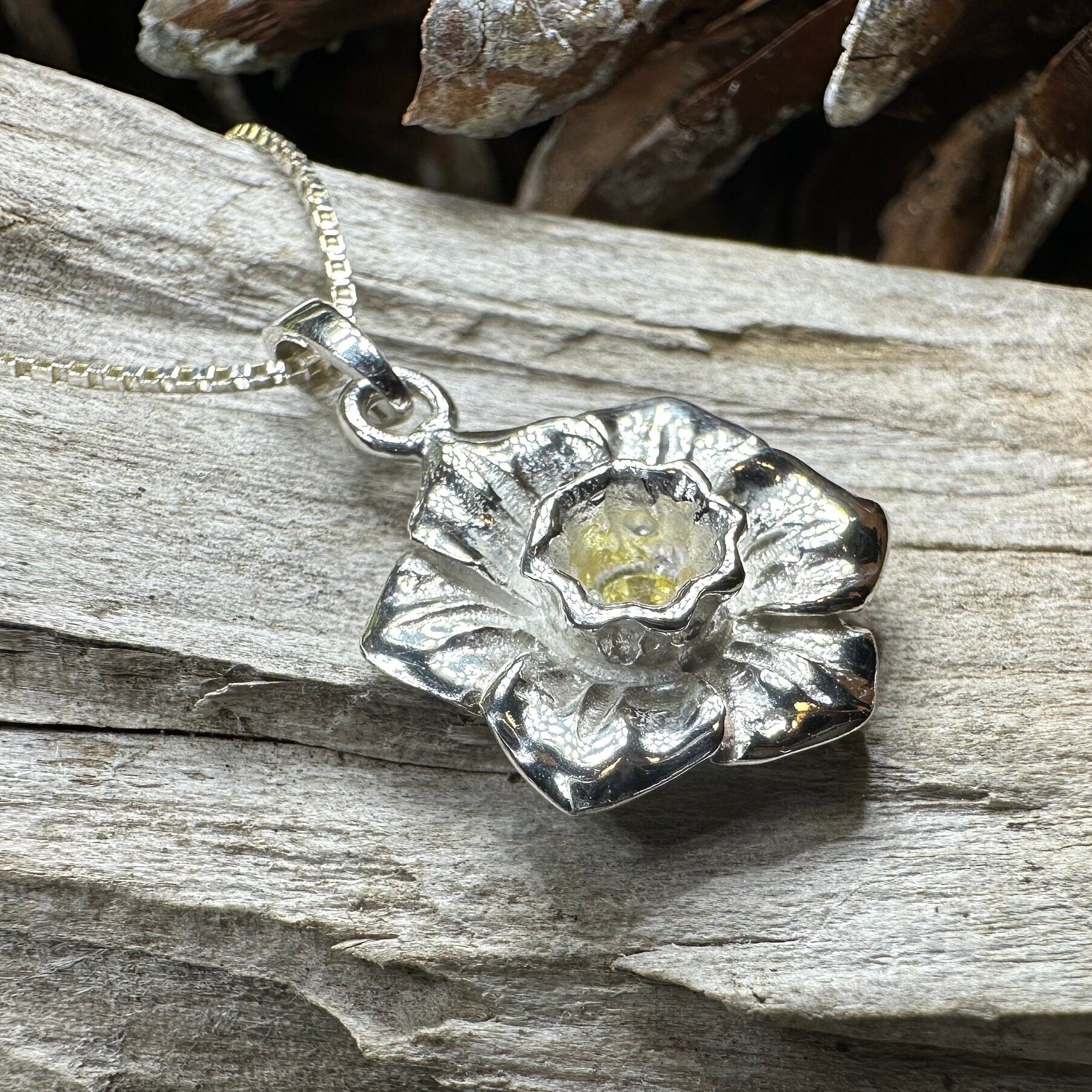 Welsh Daffodil Necklace