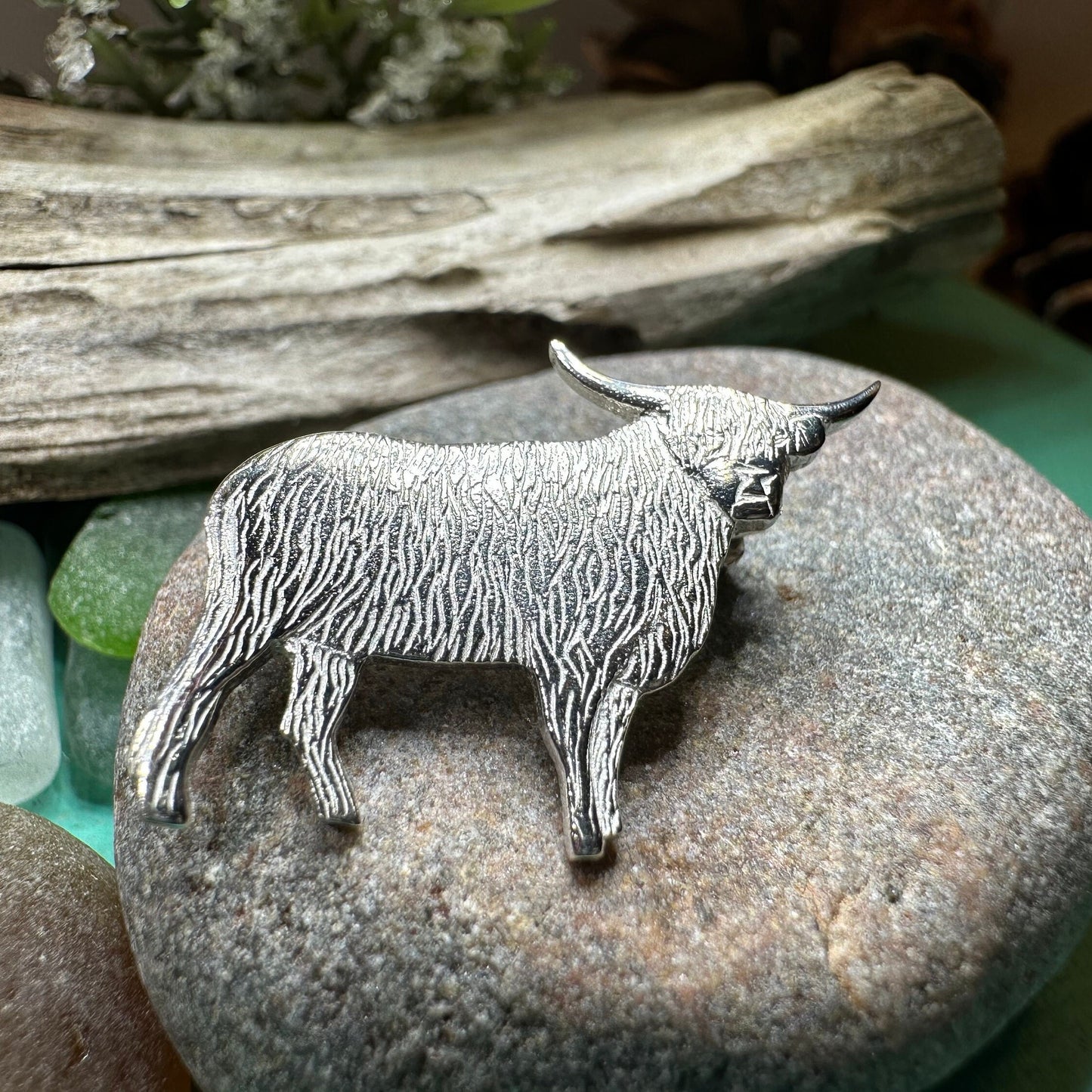 Realistic Highland Cow Brooch - Handmade in Scotland — view 10