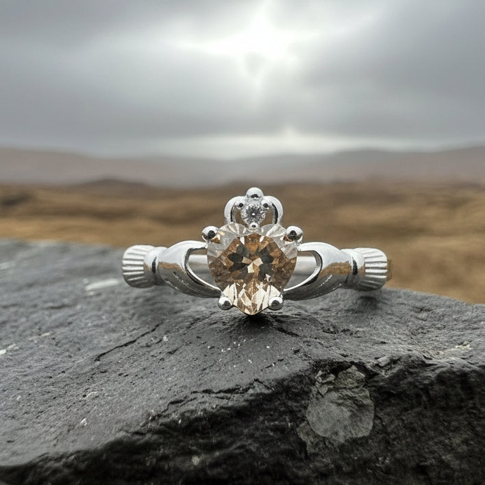 Claddagh Ring, Celtic Jewelry, Irish Engagement Ring, Bridal Jewelry, Ireland Gift, Heart Ring, Anniversary Gift, Girlfriend Gift, Wife Gift