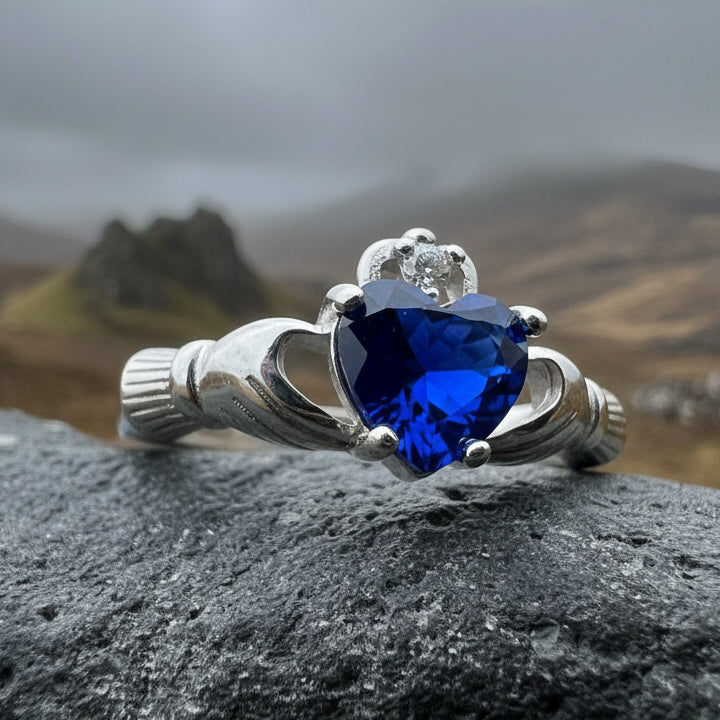 Claddagh Ring, Celtic Jewelry, Irish Jewelry, Bridal Jewelry, Ireland Gift, Heart Jewelry, Anniversary Gift, Girlfriend Gift, Wife Gift