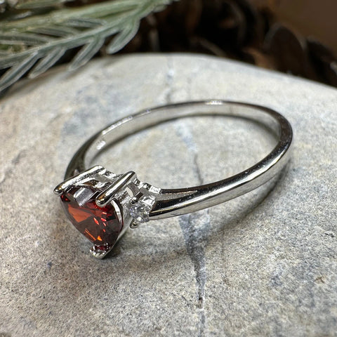 Load image into Gallery viewer, Garnet Love Heart Ring
