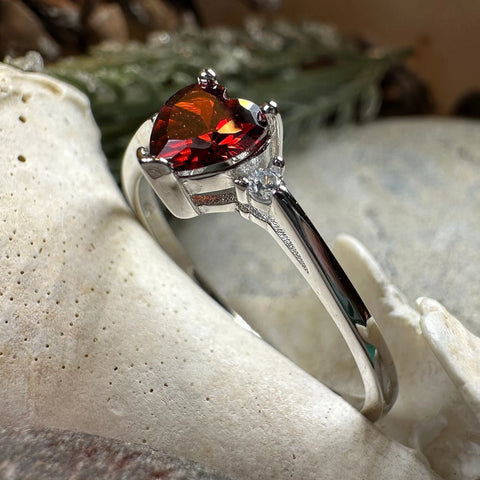 Load image into Gallery viewer, Garnet Love Heart Ring
