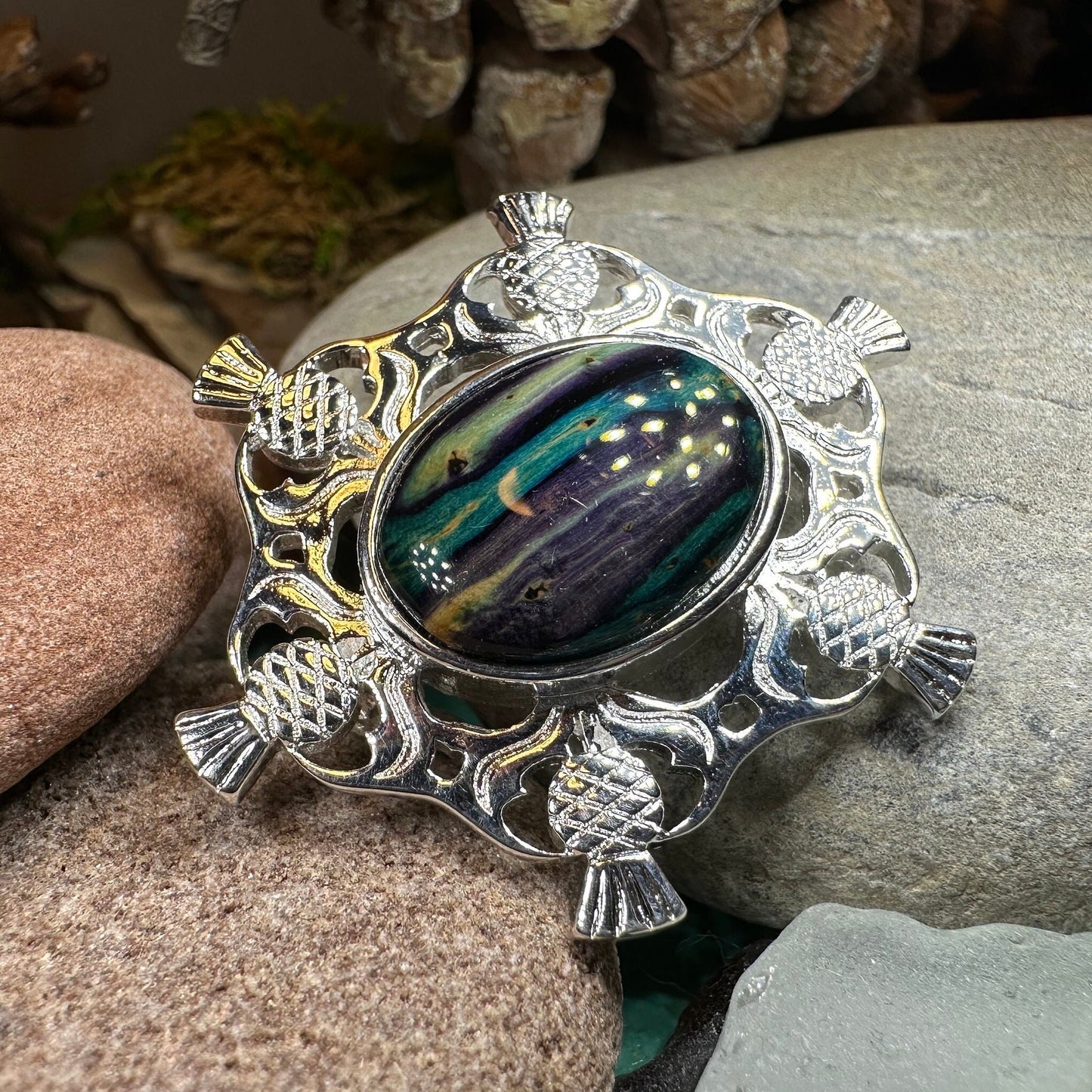 Heathergems Scottish Thistle Oval Brooch - Handmade in Scotland — view 9
