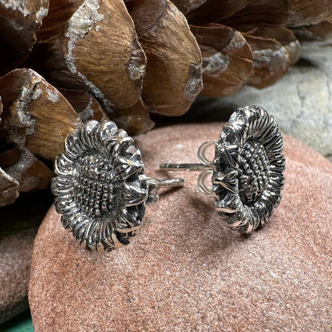 Load image into Gallery viewer, Sunflower Earrings, Flower Jewelry, Tuscany Sunflower Jewelry, Nature Jewelry, Graduation Gift, Summer Stud Earrings, Autumn Gift, Italy
