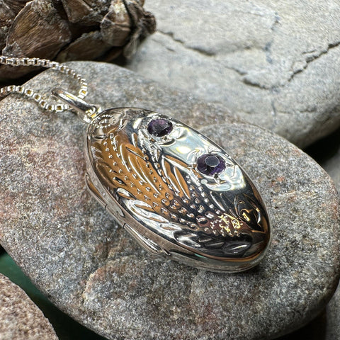 Load image into Gallery viewer, Flower Locket Necklace, Amethyst Pendant, Celtic Jewelry, Anniversary Gift, Bridal Jewelry, Keepsake Jewelry, Oval Locket Necklace, Mom Gift
