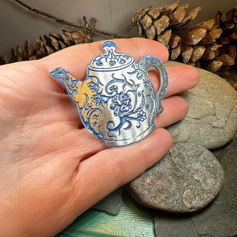 Load image into Gallery viewer, Teapot Brooch, Irish Jewelry, Tea Drinker Gift, Celtic Jewelry, Mom Gift, Wife Gift, Girlfriend Gift, Pewter Teacup Gift, Blue Ladies Pin
