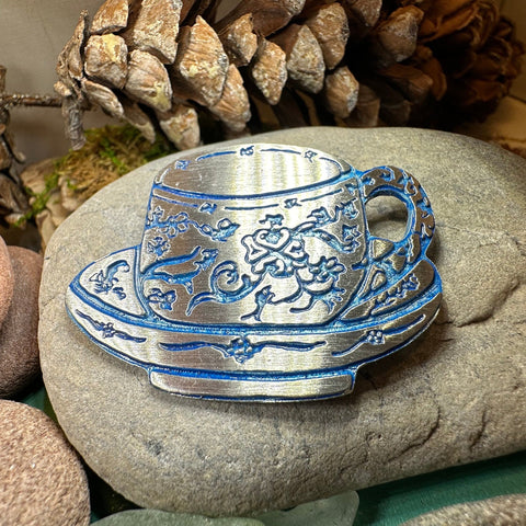 Load image into Gallery viewer, Teacup Brooch, Irish Jewelry, Tea Drinker Gift, Celtic Jewelry, Mom Gift, Wife Gift, Girlfriend Gift, Pewter Teacup Gift, Blue Ladies Pin
