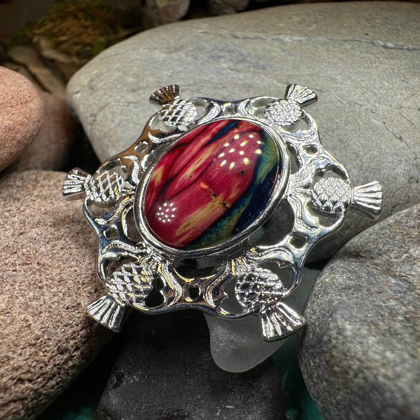 Heathergems Scottish Thistle Oval Brooch - Handmade in Scotland — view 4