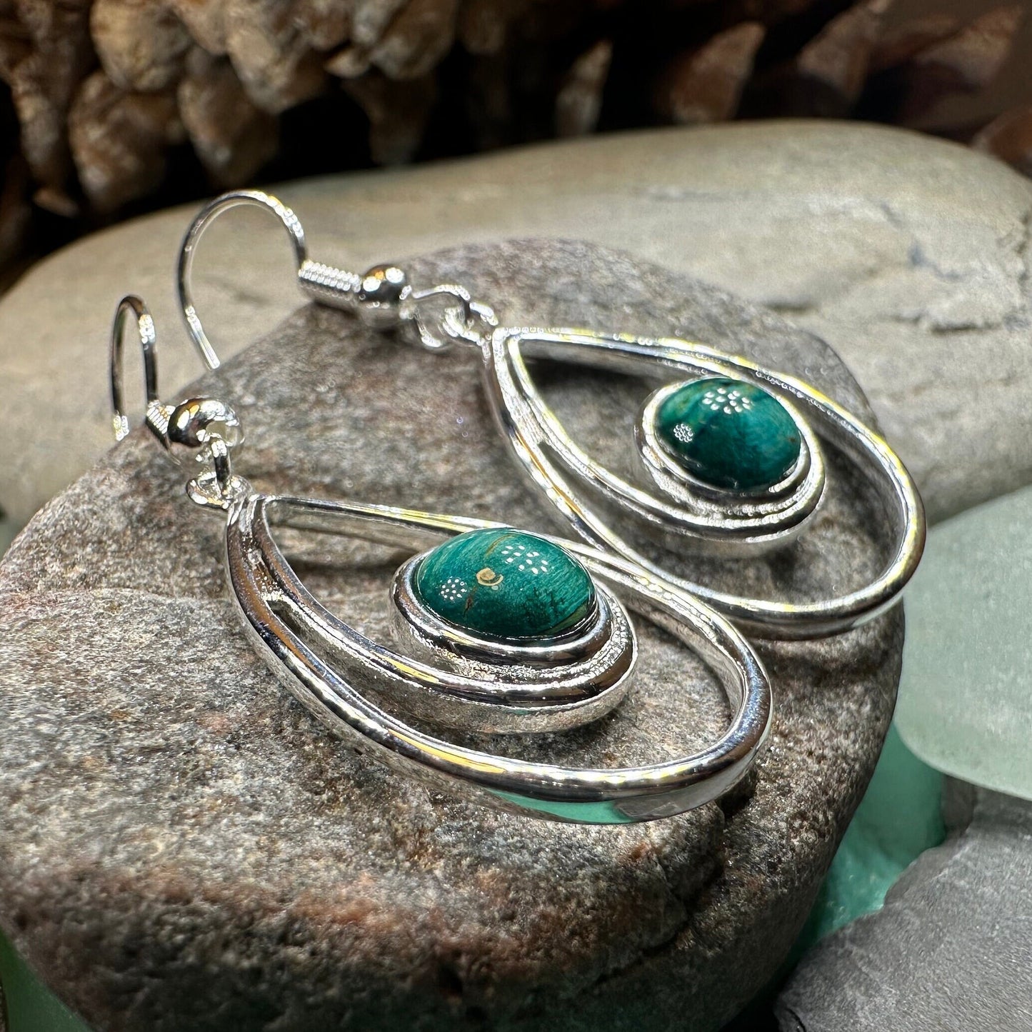 Celtic Drop Earrings, Scotland Jewelry, Heathergems Earrings, Outlander Jewelry, Celtic Jewelry, Wiccan Jewelry, Norse Jewelry