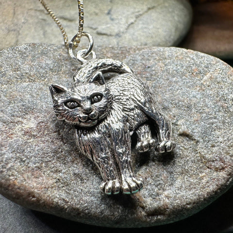 Load image into Gallery viewer, Cat Necklace, Cat Lover Gift, Nature Necklace, Cat Mom, Moveable Cat, Silver Cat Pendant, Best Friend Gift, Gift for Her, Animal Jewelry
