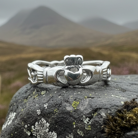 Load image into Gallery viewer, Folklore Irish Claddagh Ring in Sterling Silver
