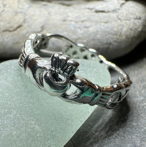 Load image into Gallery viewer, Folklore Irish Claddagh Ring in Sterling Silver
