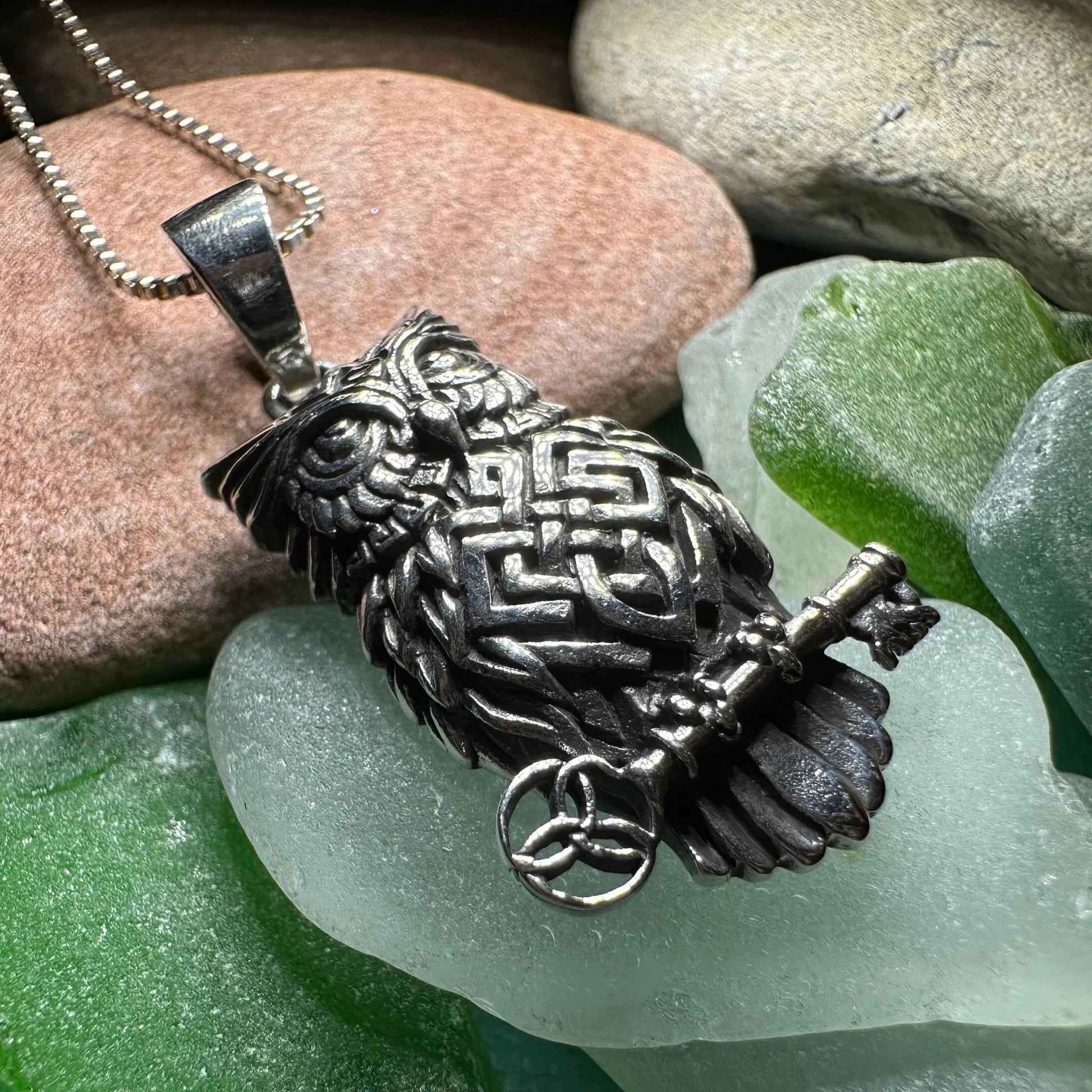 Elin Owl Necklace in sterling silver