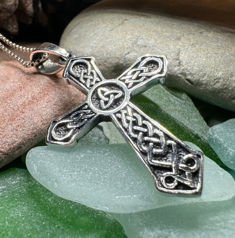 Load image into Gallery viewer, Triskelion Celtic Cross Necklace
