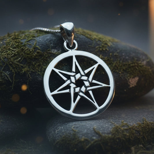 Petite Elven Star Necklace, Seven Pointed Star Necklace, Celestial Pendant, Wiccan Jewelry, Witch Pendant, Pagan Jewelry, Oak Leaf, Mystical