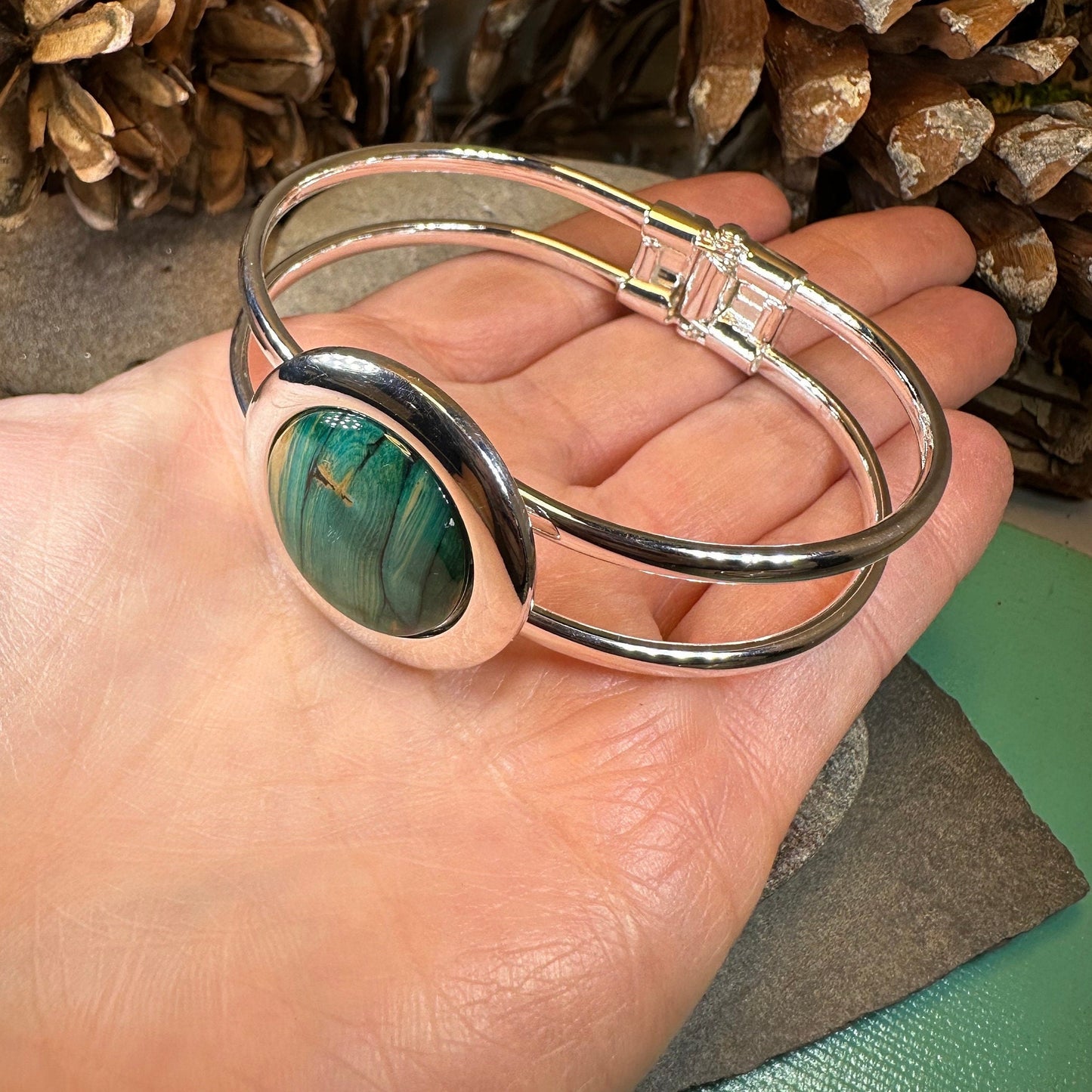 Scotland Heather Bracelet, Scottish Jewelry, Outlander Jewelry, Nature Jewelry, Friendship Gift, Mom Gift, Celtic Bracelet, Heather Gem Gift