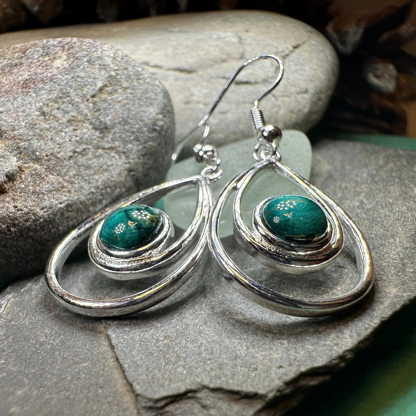 Celtic Drop Earrings, Scotland Jewelry, Heathergems Earrings, Outlander Jewelry, Celtic Jewelry, Wiccan Jewelry, Norse Jewelry