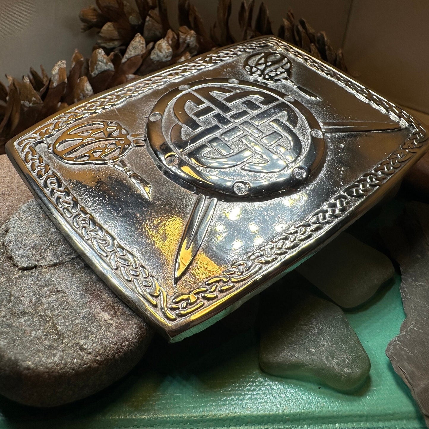 Celtic Kilt Belt Buckle, Scottish Belt Buckle, Pewter Buckle, Large Belt Buckle, Men's Celtic Gift, Irish Gift, Celtic Knot Buckle, Bagpiper