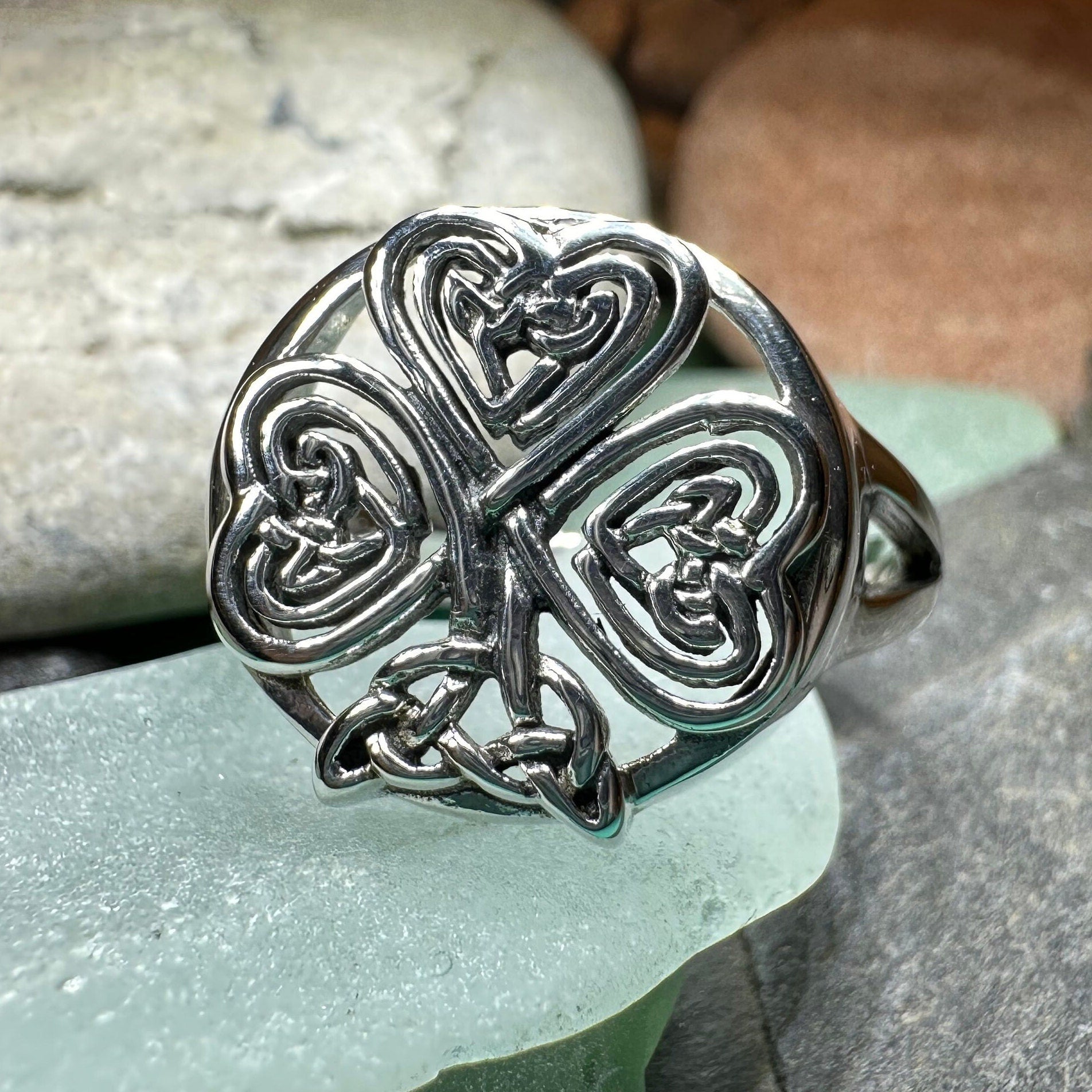Celtic Knot Shamrock Ring
