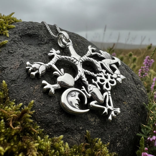 Cimaruta Pendant, Italian Jewelry, Wiccan Jewelry, Celtic Pagan Pendant, Witch Gift, Protection Charm, Evil Eye Amulet, Stregheria Jewelry
