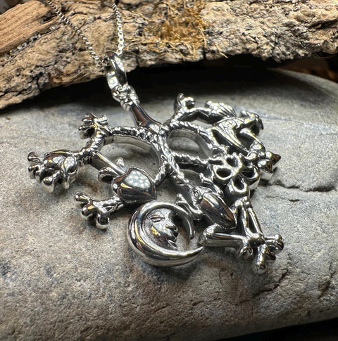 Load image into Gallery viewer, Cimaruta Pendant, Italian Jewelry, Wiccan Jewelry, Celtic Pagan Pendant, Witch Gift, Protection Charm, Evil Eye Amulet, Stregheria Jewelry
