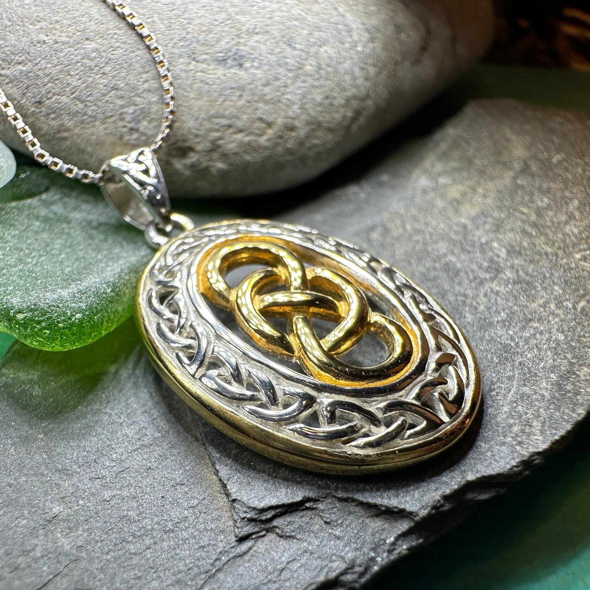 Knot Celtic Pendant Designs Celtic Pendant Round Shield Knot