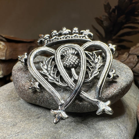Load image into Gallery viewer, Luckenbooth Brooch, Scotland Jewelry, Bridal Pin, Mom Gift, Friendship Gift, Sister, Girlfriend Gift, Anniversary Gift, Scottish Bride Pin
