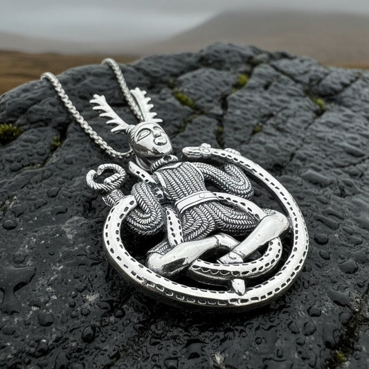 Cernunnos Necklace, Horned God Pendant, Celtic Jewelry, Forest Lover Gift, Pagan Jewelry, Nature Necklace, Irish Jewelry, Cernunn, Herne
