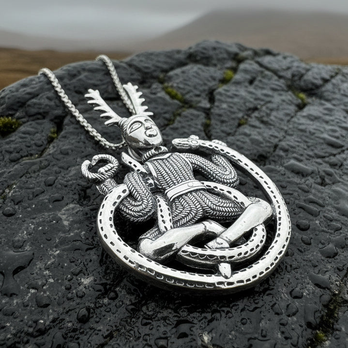 Cernunnos Necklace, Horned God Pendant, Celtic Jewelry, Forest Lover Gift, Pagan Jewelry, Nature Necklace, Irish Jewelry, Cernunn, Herne