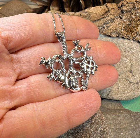 Load image into Gallery viewer, Cimaruta Pendant, Italian Jewelry, Wiccan Jewelry, Celtic Pagan Pendant, Witch Gift, Protection Charm, Evil Eye Amulet, Stregheria Jewelry
