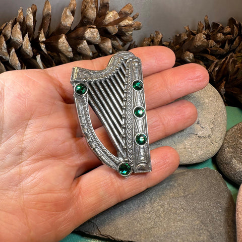 Load image into Gallery viewer, Celtic Harp Brooch, Celtic Pin, Irish Harp Jewelry, Irish Dance, Celtic Harp, Irish Gift, Mom Gift, Saint Patrick's Day, Green Ireland Pin
