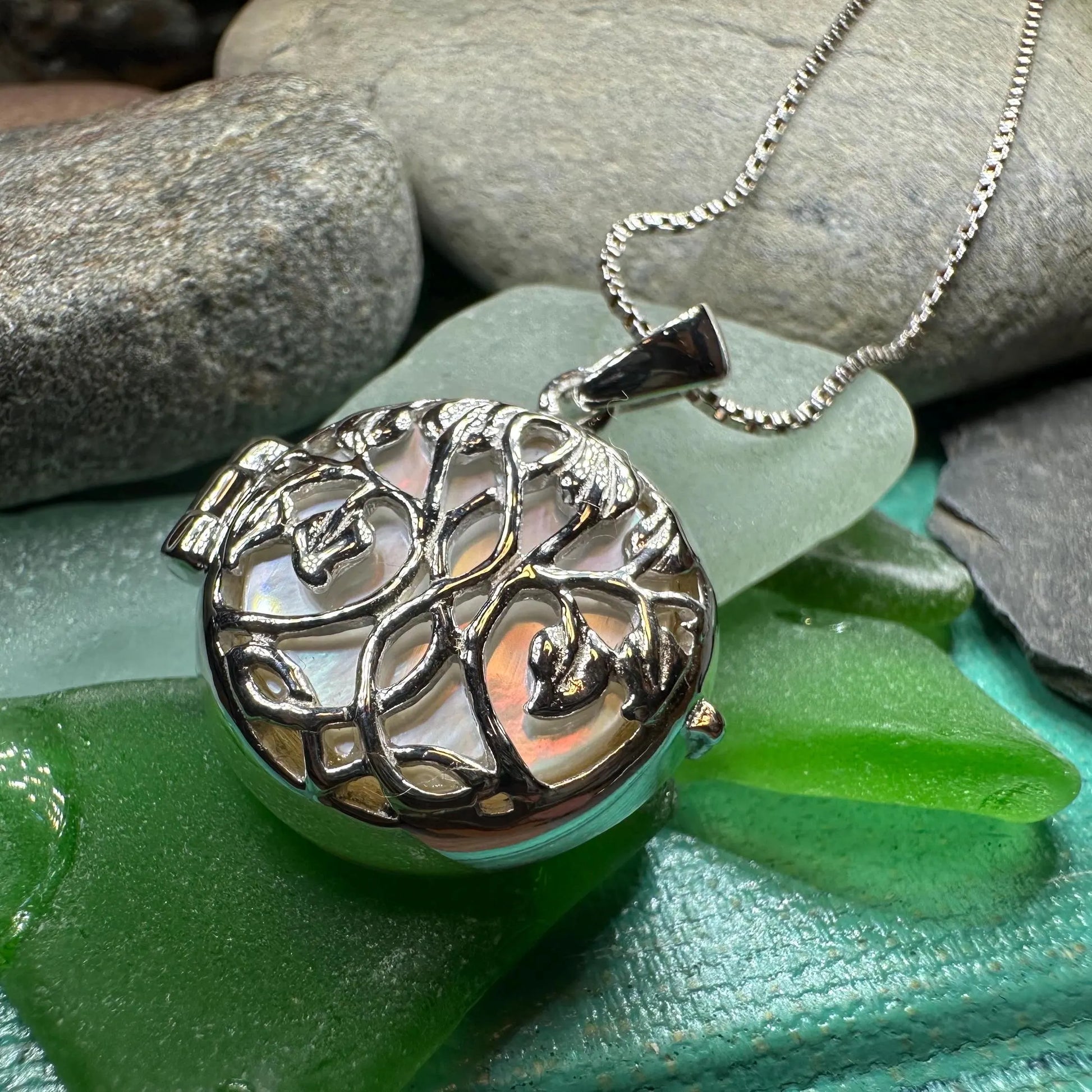 Ceangailte Celtic Tree Locket Necklace — view 5
