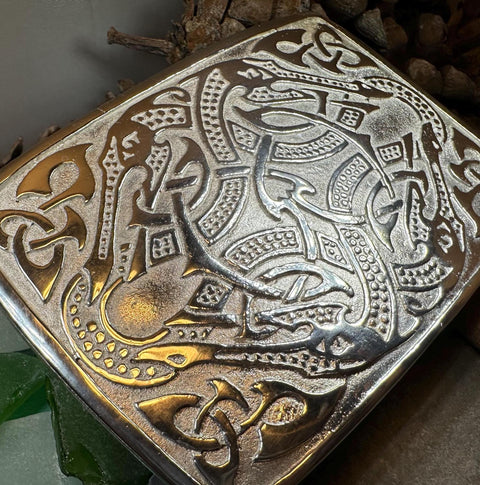 Load image into Gallery viewer, Celtic Viking Kilt Belt Buckle, Scottish Belt Buckle, Pewter Buckle, Large Belt Buckle, Men's Celtic Gift, Irish Gift, Celtic Knot Buckle
