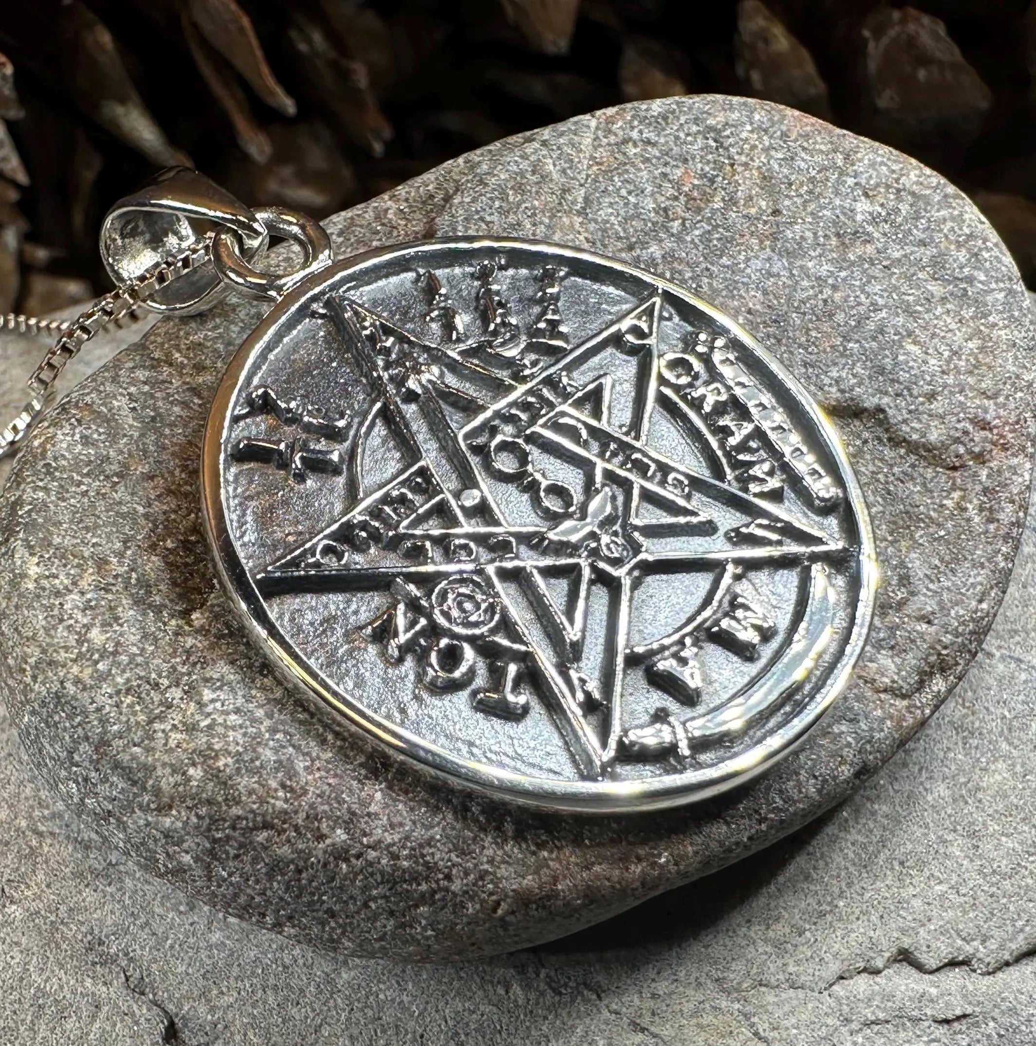 Seal of Solomon Pendant – Celtic Crystal Design Jewelry